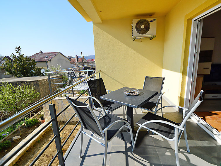 Apartment Leko