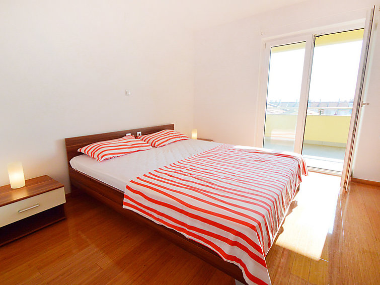 Apartment Leko