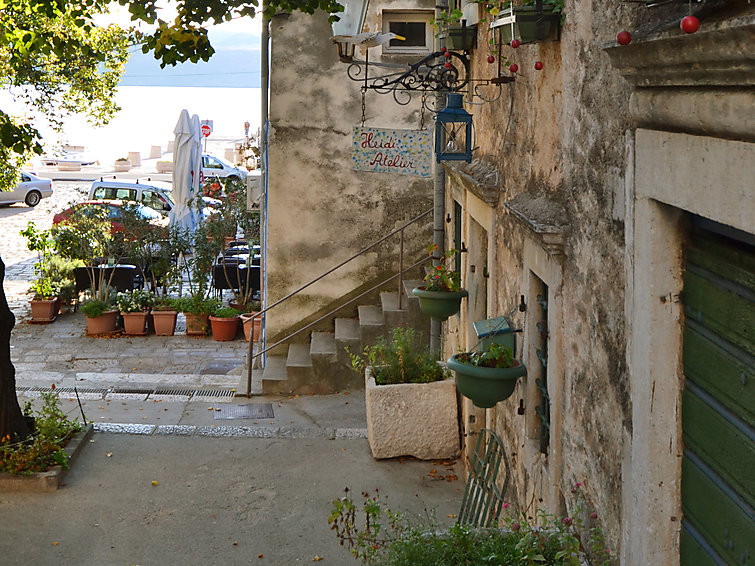 Apartment Sani