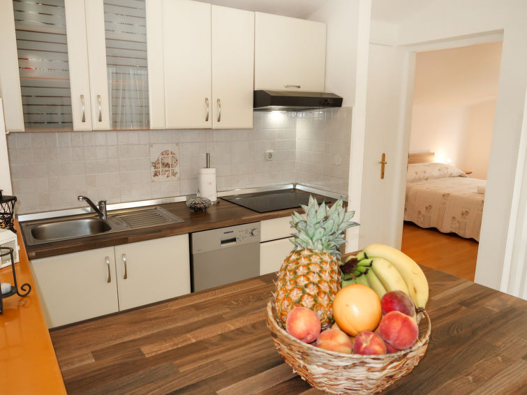 Apartment Marinella