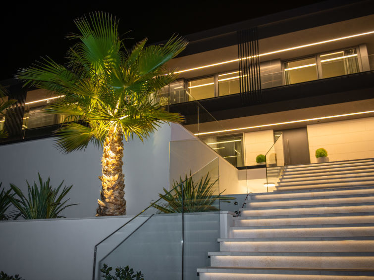House Panoramica