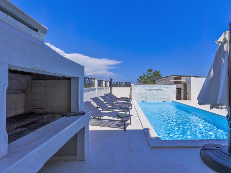 House Enka