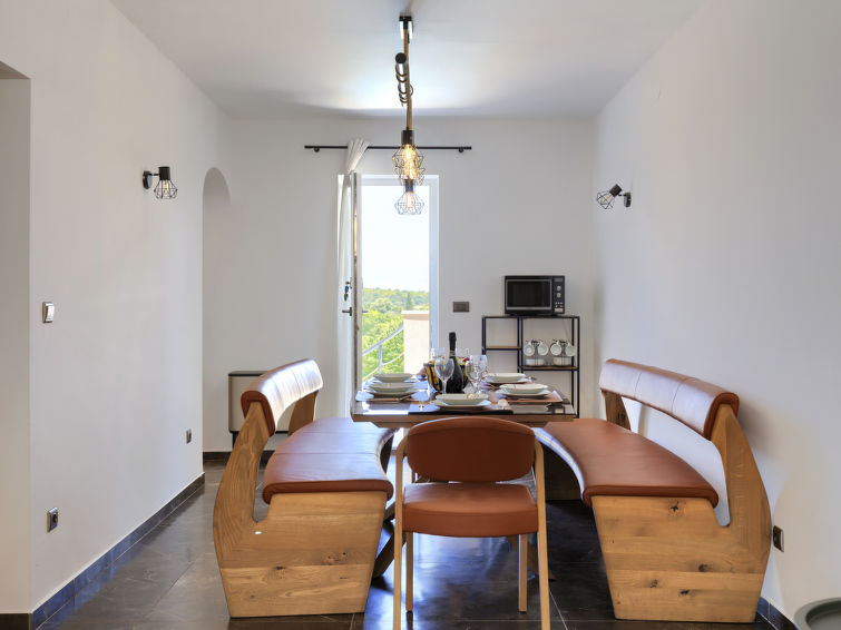 House Enka
