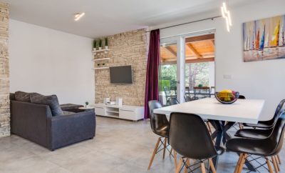 House Monmar