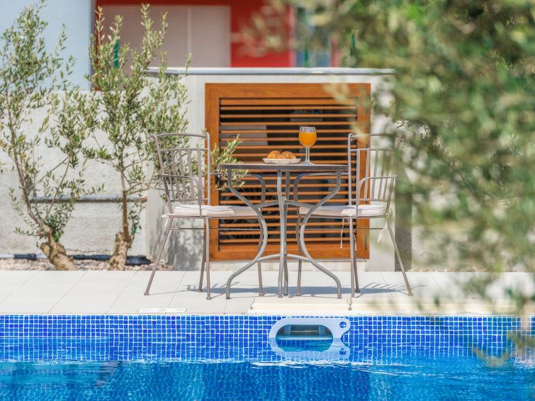 House Malu Sun II