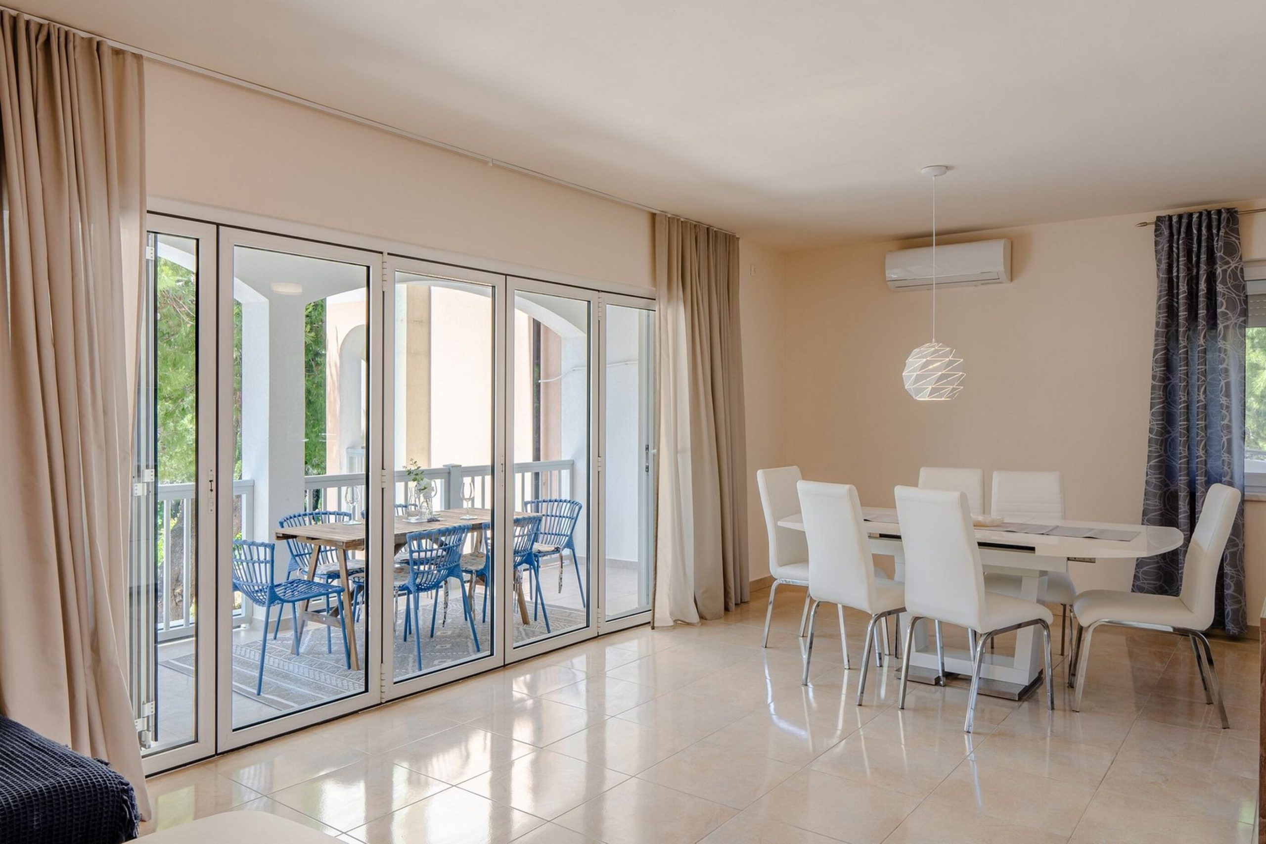 Apartamenty Sum mora