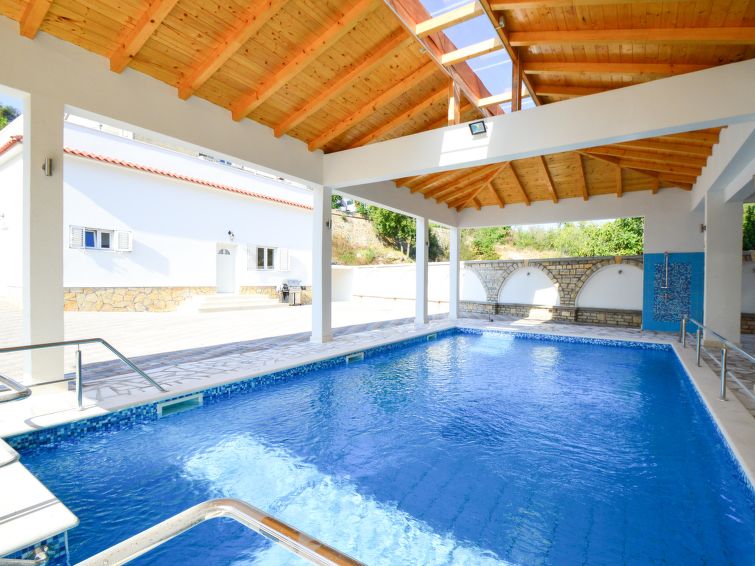 House Villa Kursar