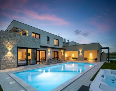 House Stella
