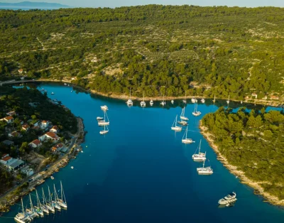 Uvala Nečujam (Šolta) & Underwater Exploration