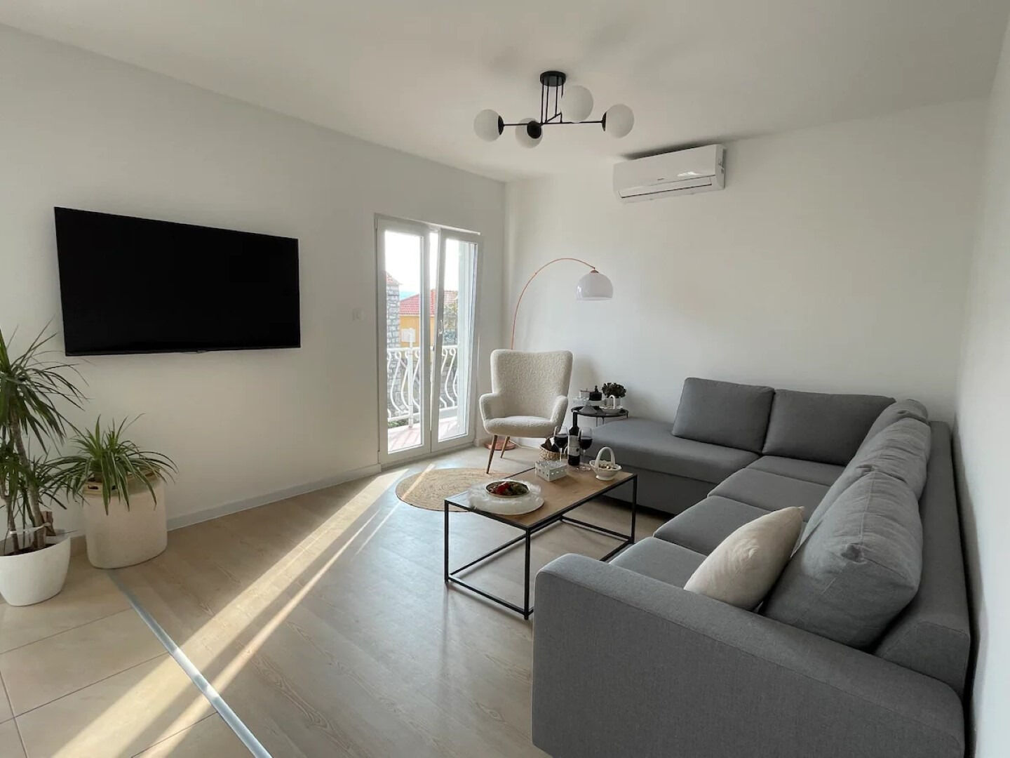 Apartament Sara