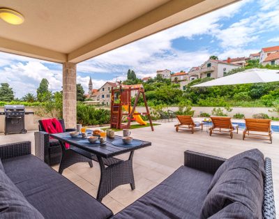 House Villa Gold