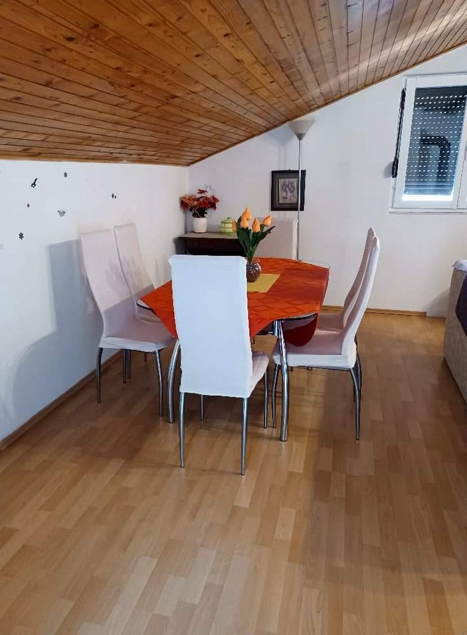 Apartman Vojna