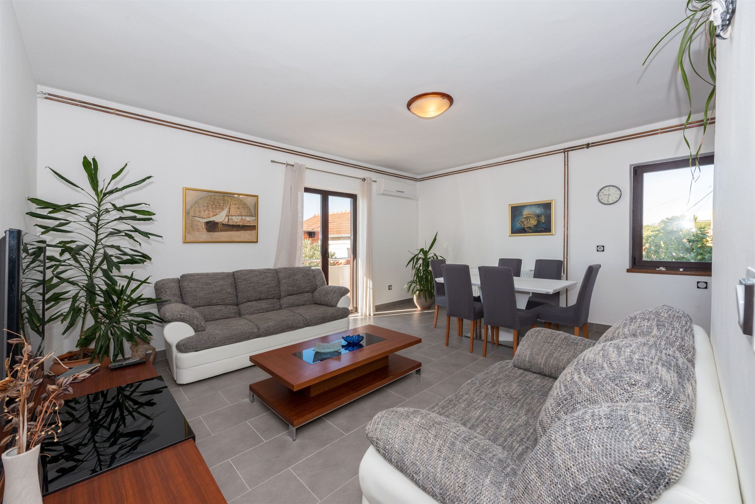 Apartments Snježana