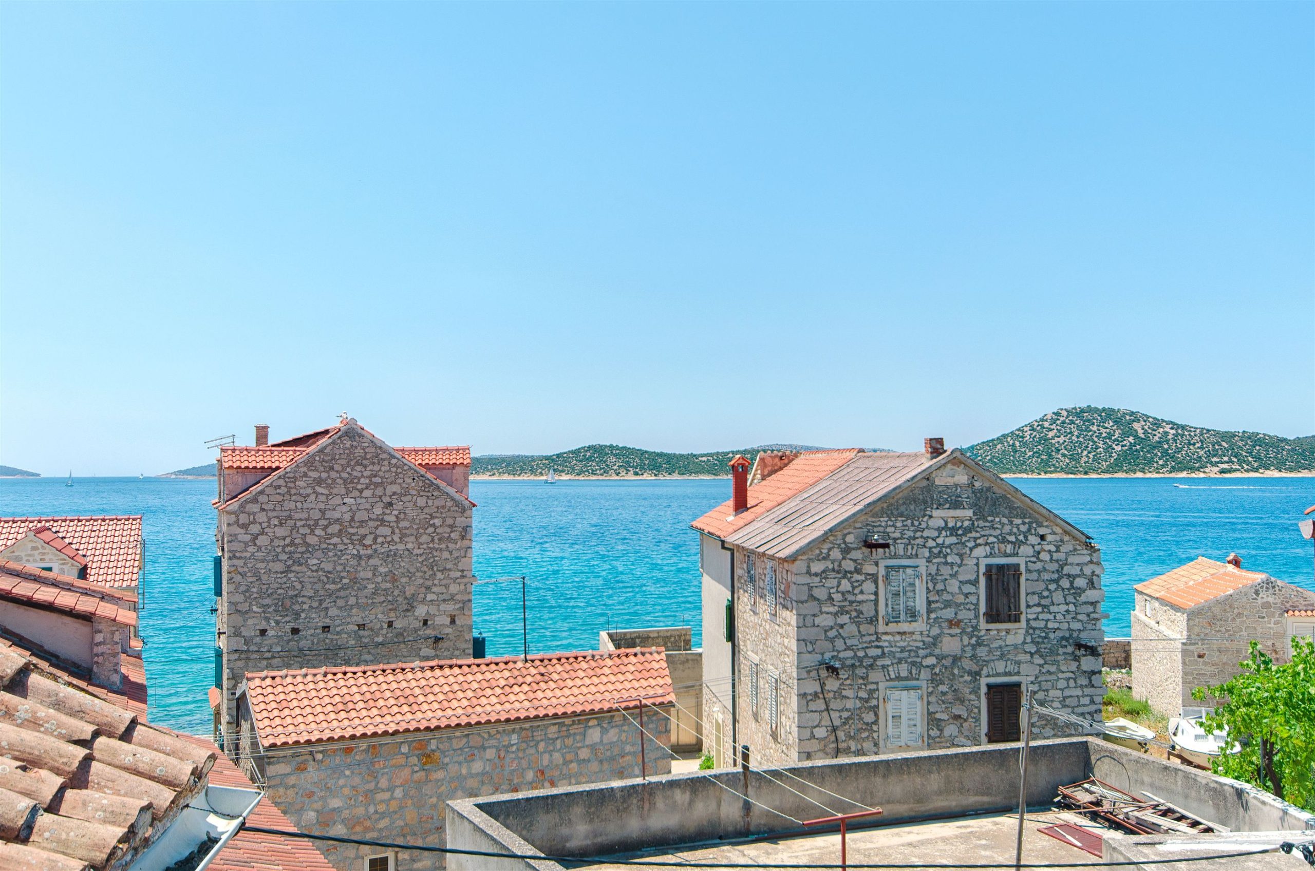 House Stone house island Prvić