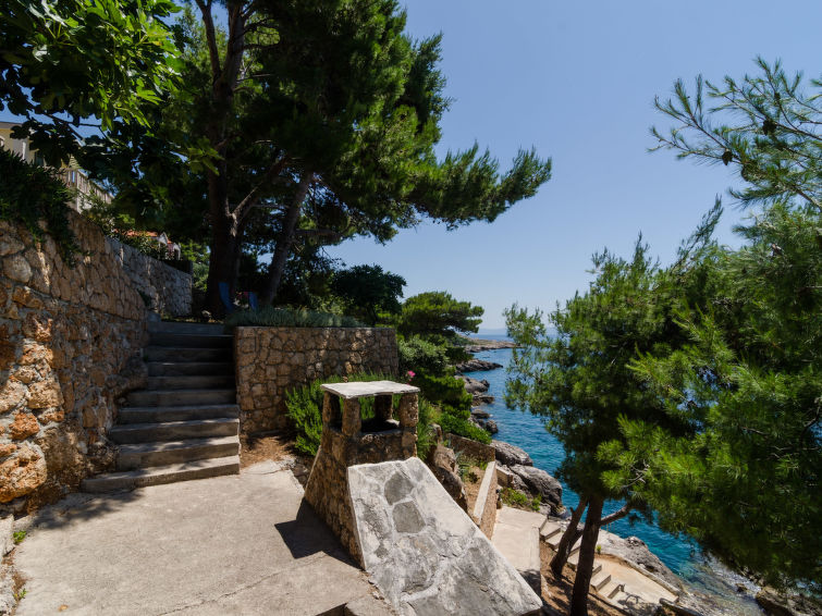 Apartment Plavac Mali