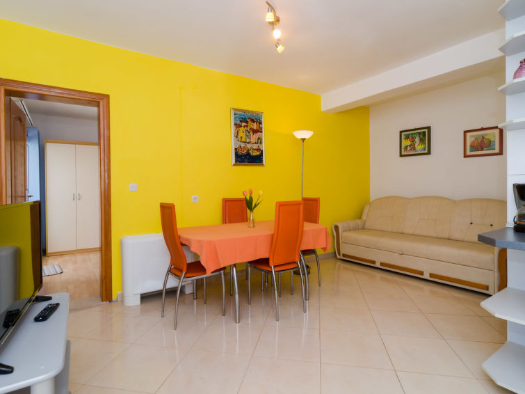 Apartment Plavac Mali