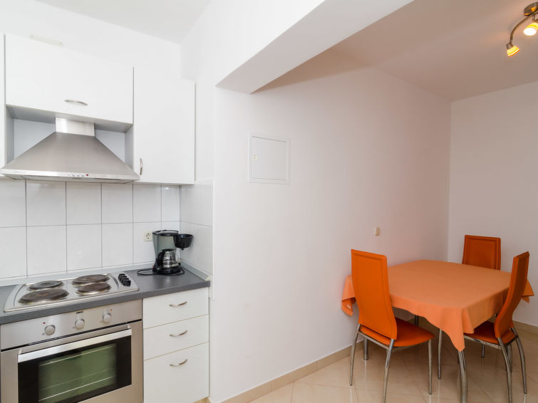 Apartment Plavac Mali