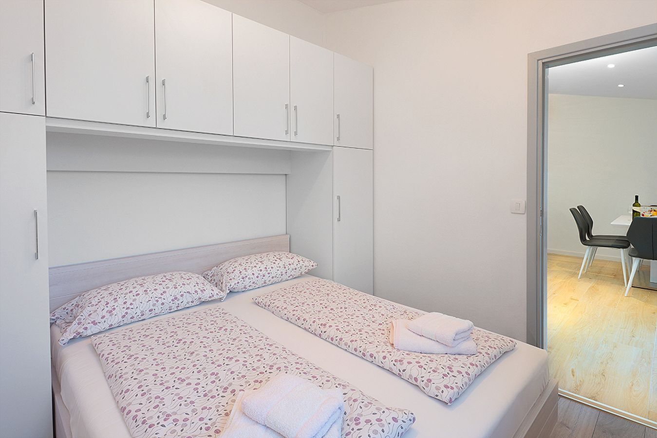 Apartments Marina