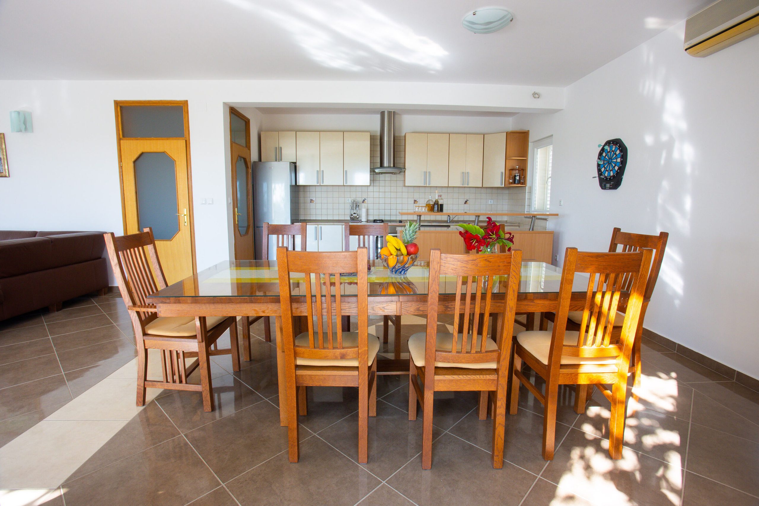Villa Olive tree