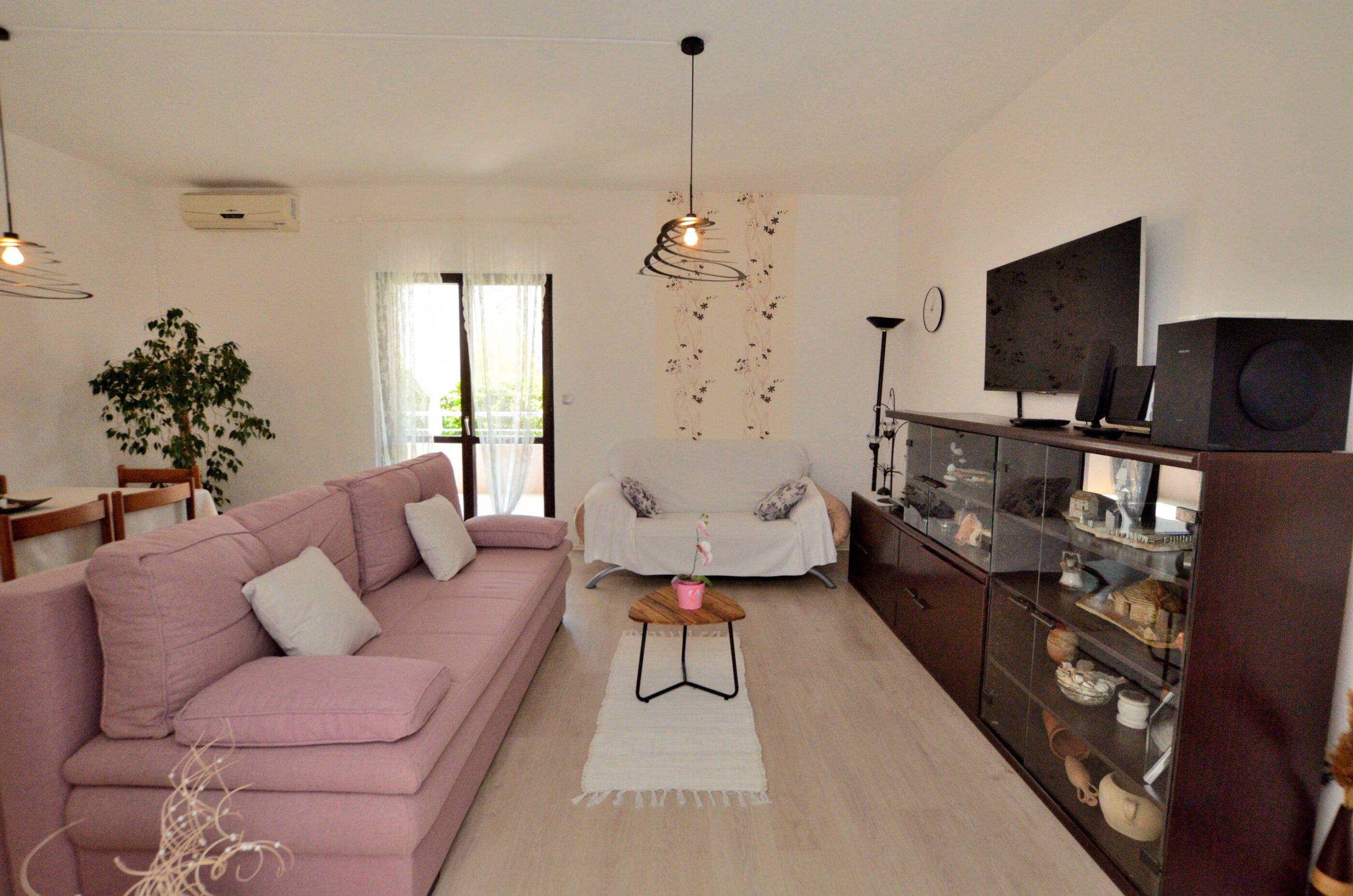 Apartments Ljiljana