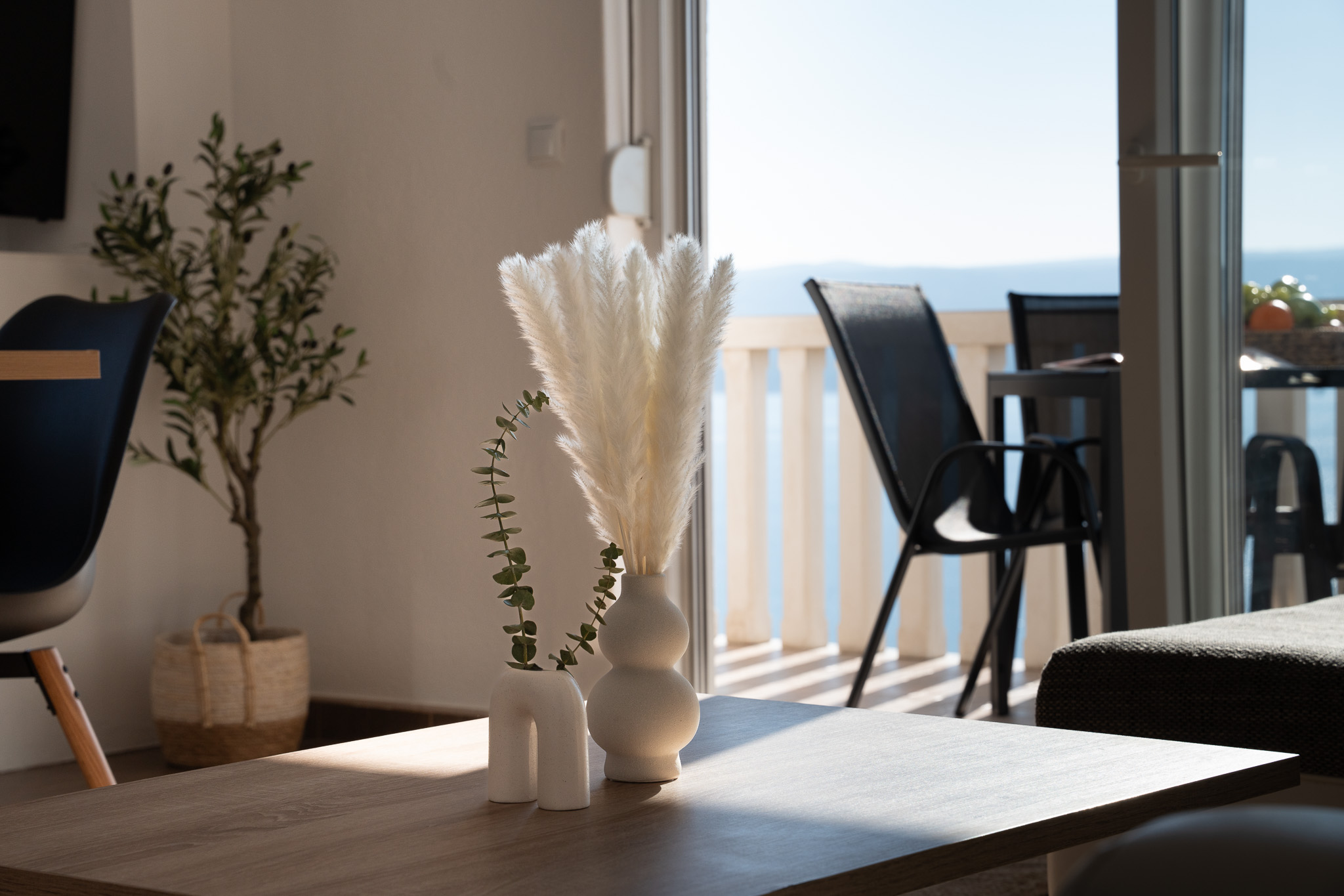 Sunny Hill Apartments with Rooftop Pool