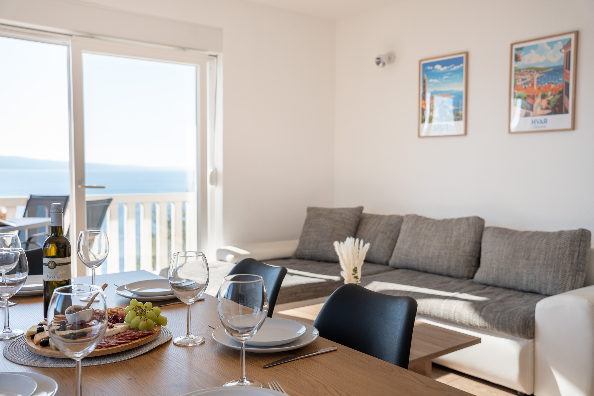 Sunny Hill Apartment with rooftop pool #3