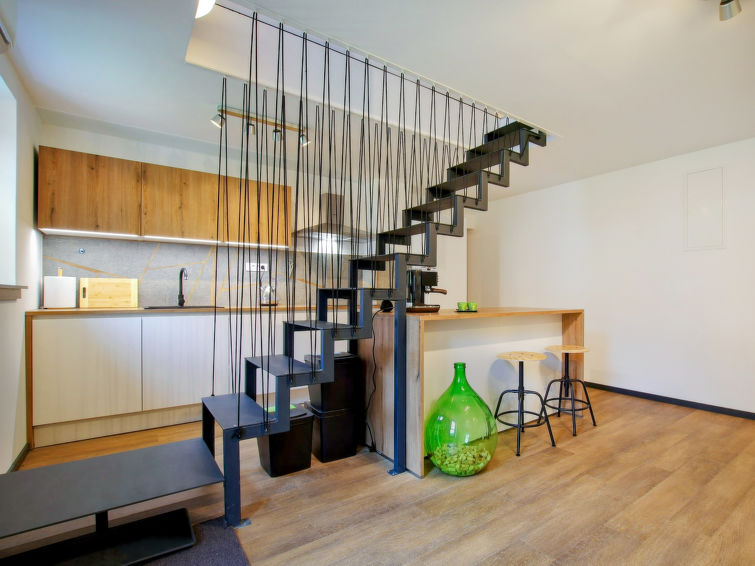 House Feel Good