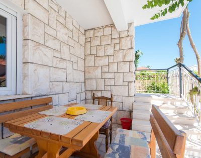 House Costa