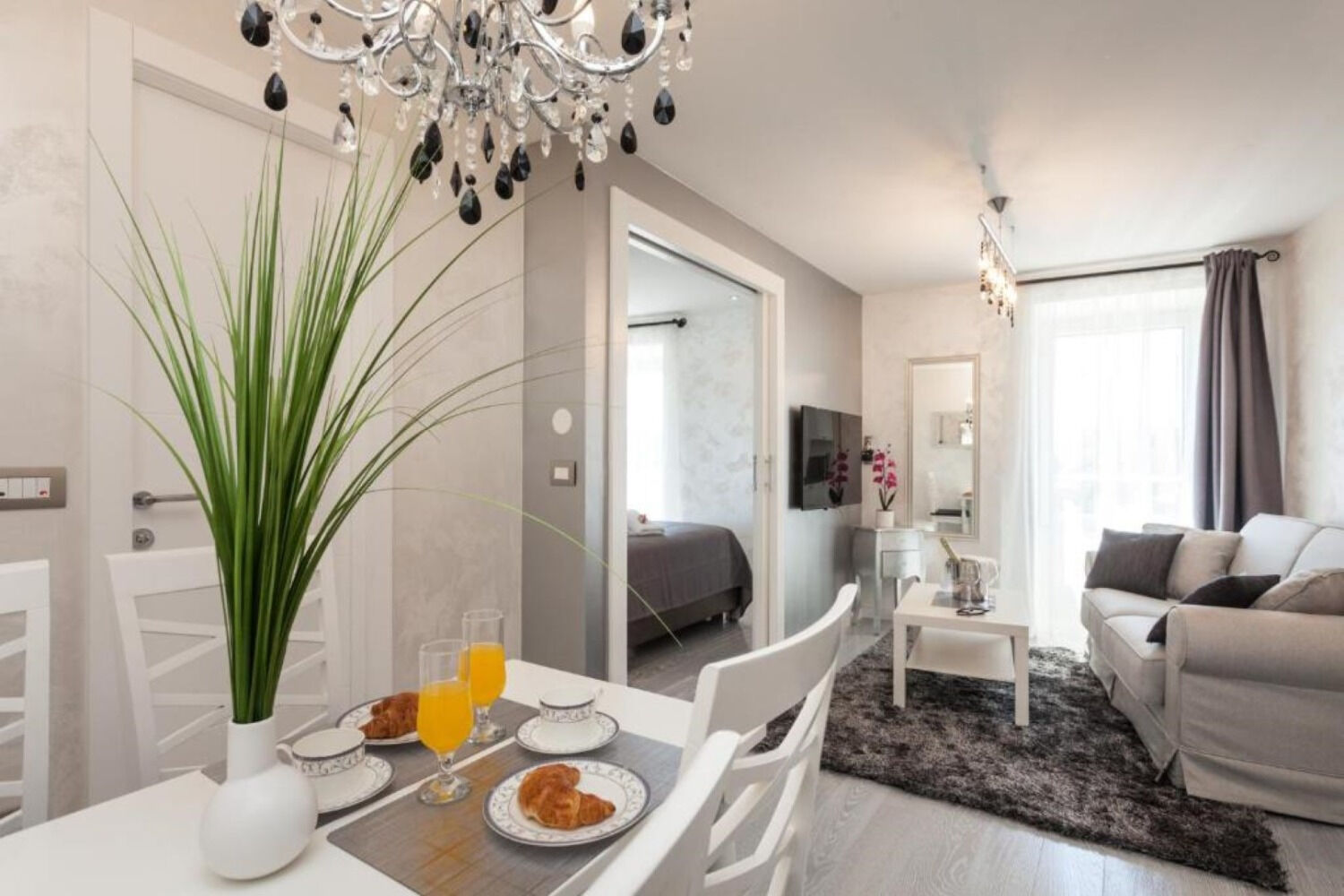 Apartments Regent 2