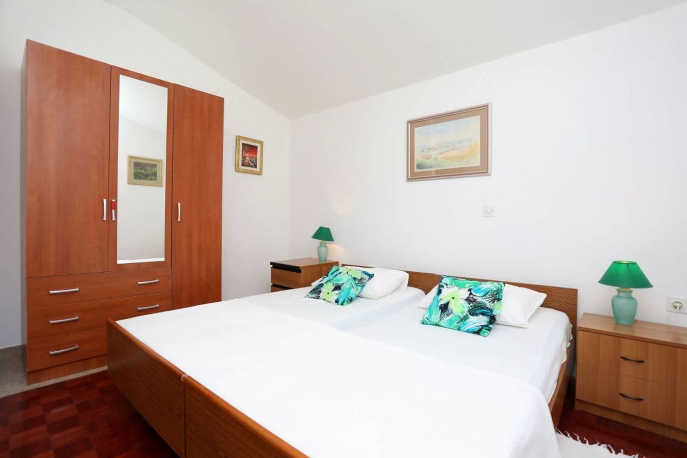 Apartments Nada