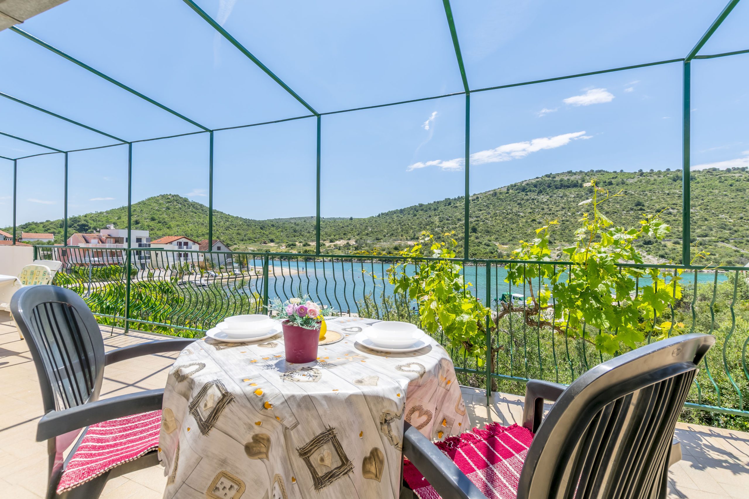 Apartament Garden by the sea