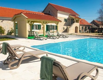 House Villa Karaga