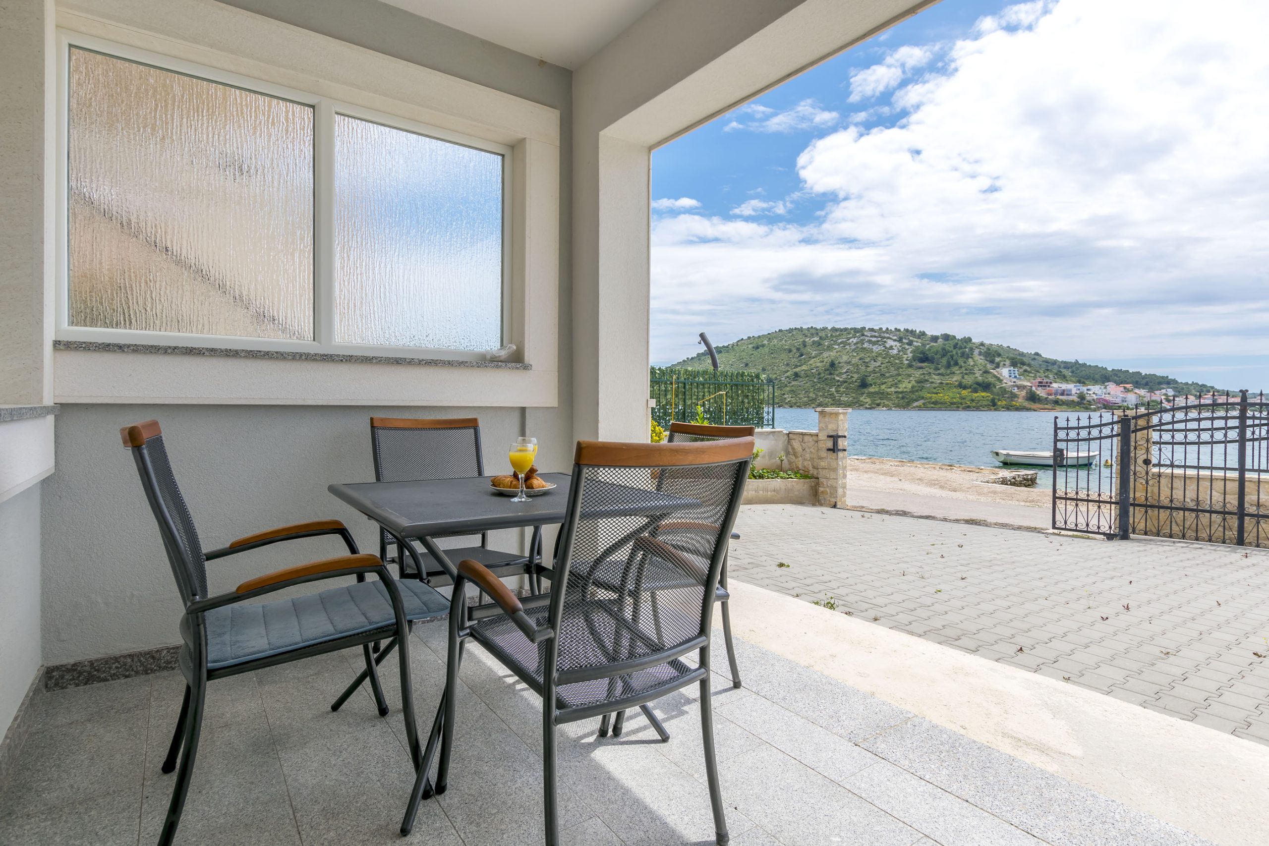 Apartmani Villa J i M by the sea