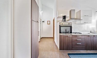 House Jakov