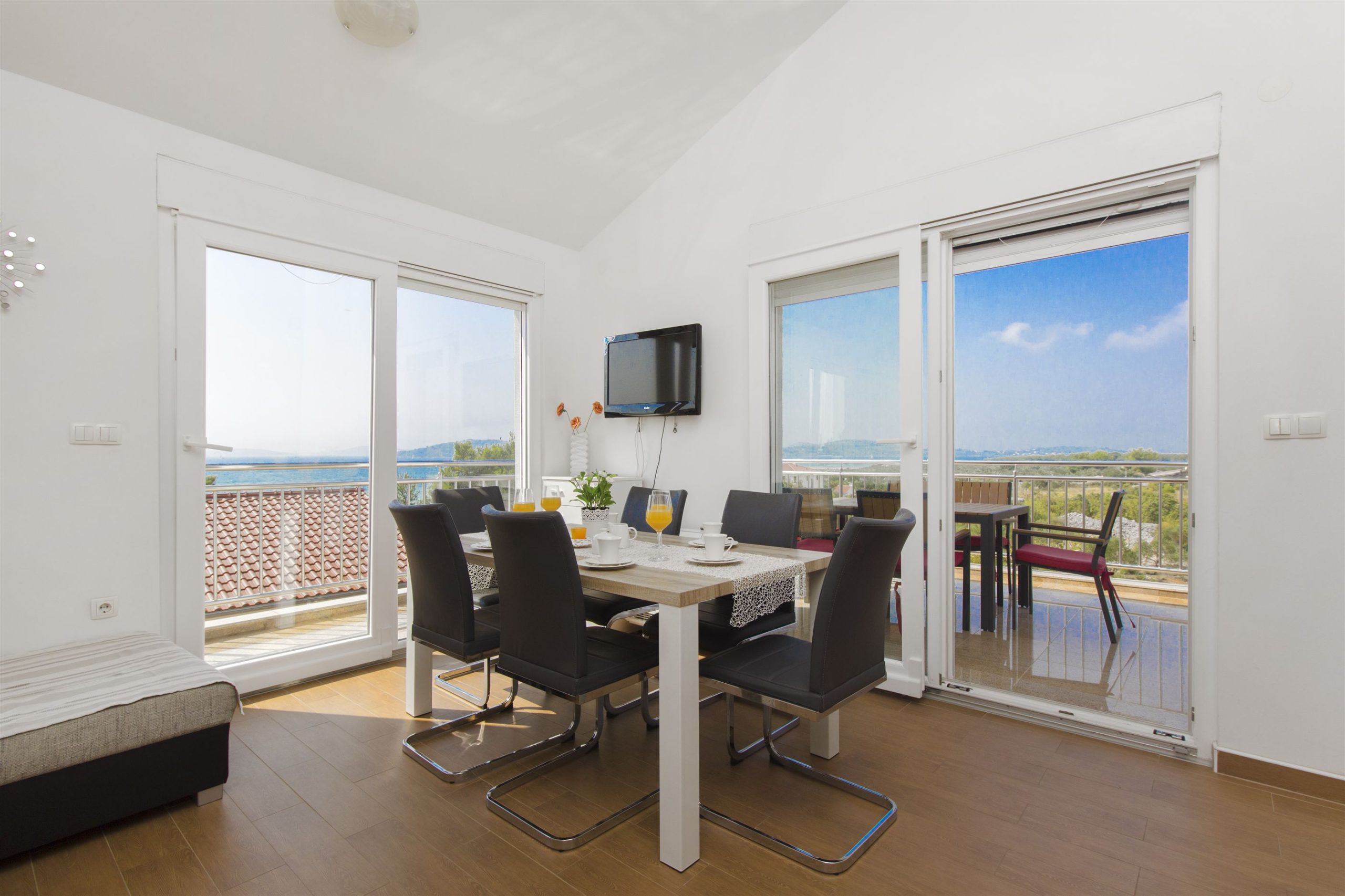 Apartmani Lenija