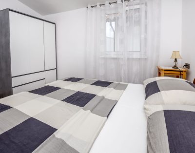 Apartments Ema