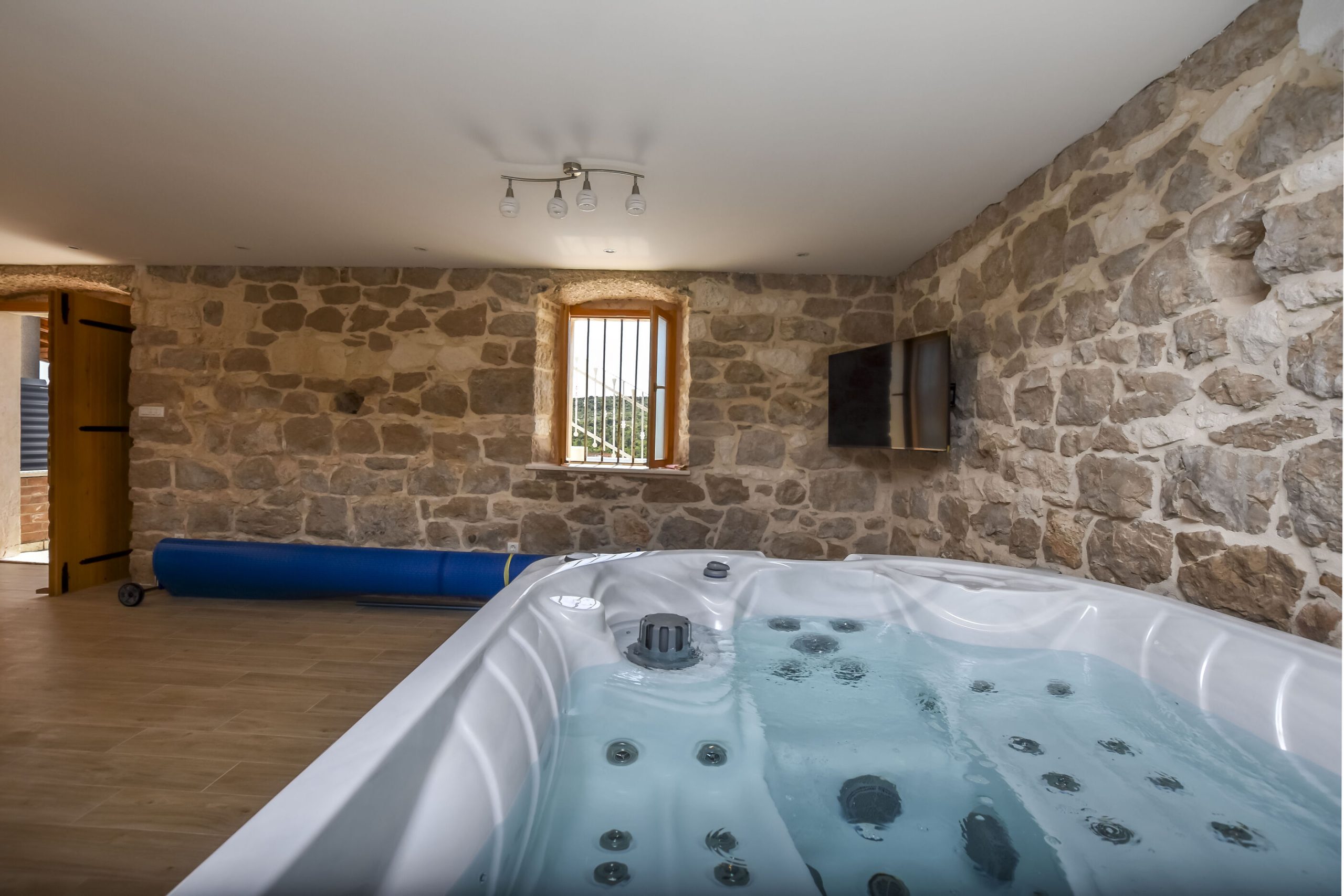 Apartments Mirta