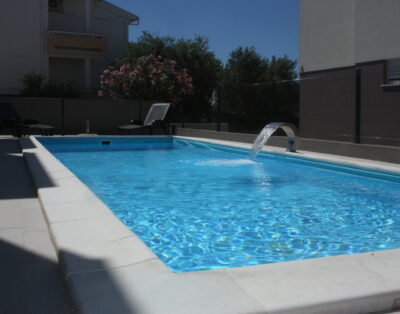 Blue Breeze — apartment #7 with pool (2+3), Novalja
